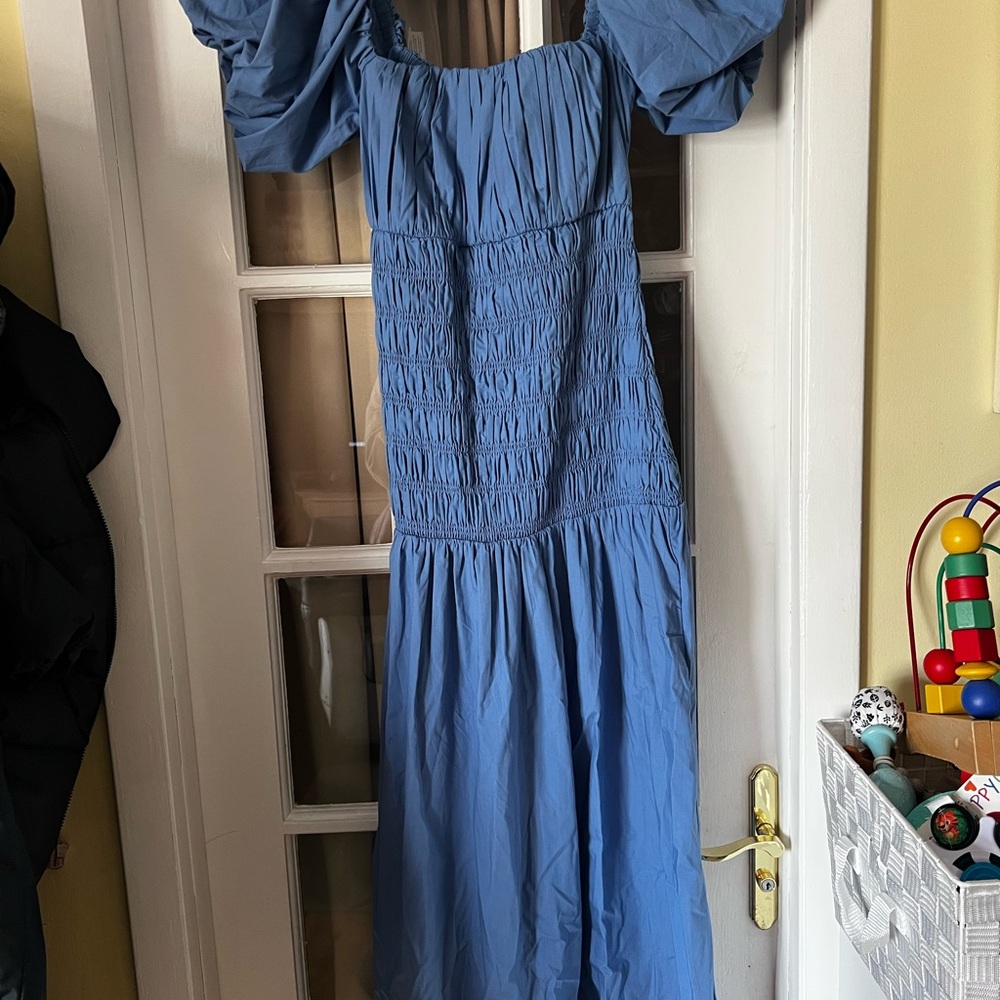 Abercrombie & Fitch Blue Off-Shoulder Smocked Maxi Dress M Tall - Picture 5 of 7
